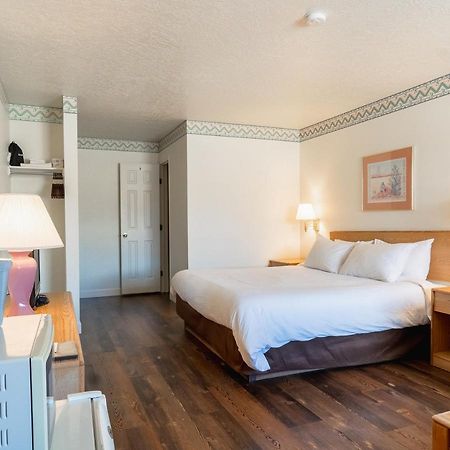 Motel ทอร์รีย์ ภายนอก รูปภาพ