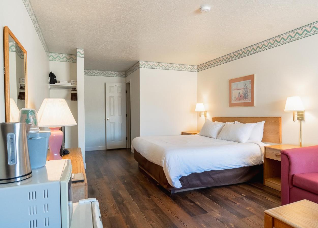 Motel ทอร์รีย์ ภายนอก รูปภาพ
